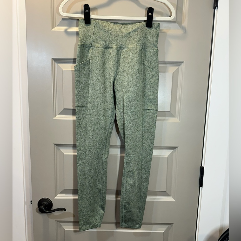 REI Take Your Time 7/8 Textured Leggings - Women’s M